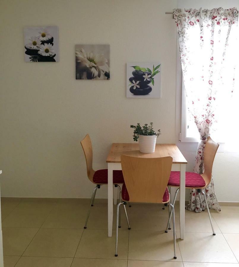 Charming Studio Near Rotsee Lucerne Kitchen/Wifi/Wasching Machine ภายนอก รูปภาพ